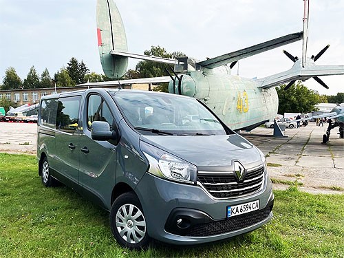 Які рішення пропонує вантажопасажирський Renault Trafic
