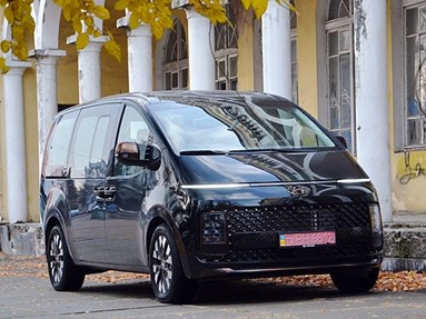 Корейский звездолет. Тест-драйв Hyundai Staria