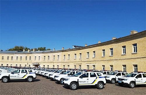 Поліція та СБУ у 2021 році закупили автомобілів більш ніж на 1 млрд. грн.